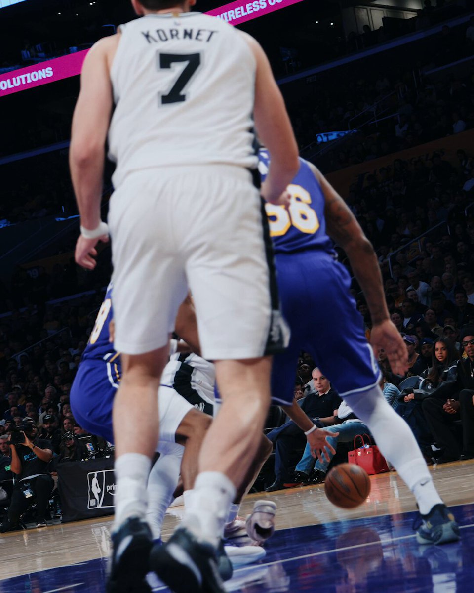 27 PTS for @StephonCastle 🏰

📺 NBA on Prime 