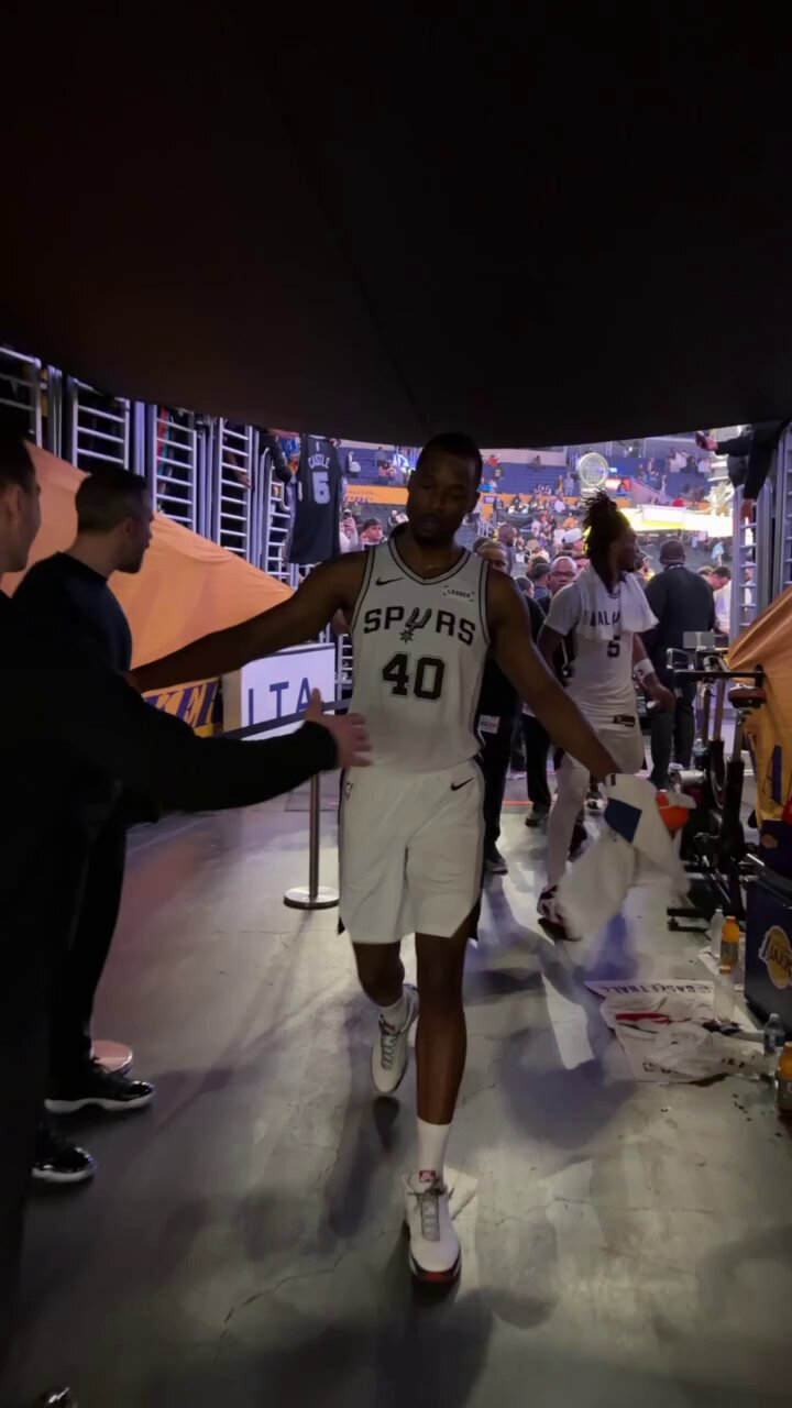 Harrison Barnes and Keldon Johnson are HYPED!

The @spurs will face OKC in the @emirates NBA Cup Semifinals Saturday
