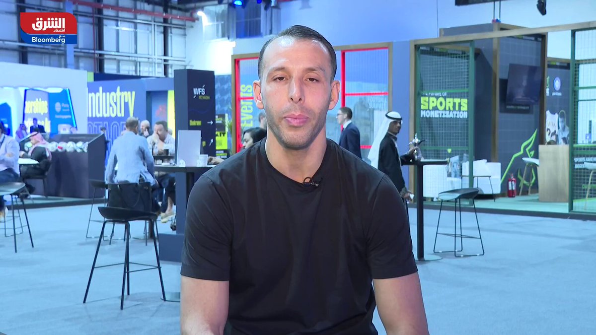 اللاعب السابق في نادي توتنهام هوتسبر الإنجليزي، منير الحمداوي لـ"الشرق": صلاح لديه العديد من الخيارات لتحديد مستقبله. تابعوا اقتصاد الشرق للمزيد 