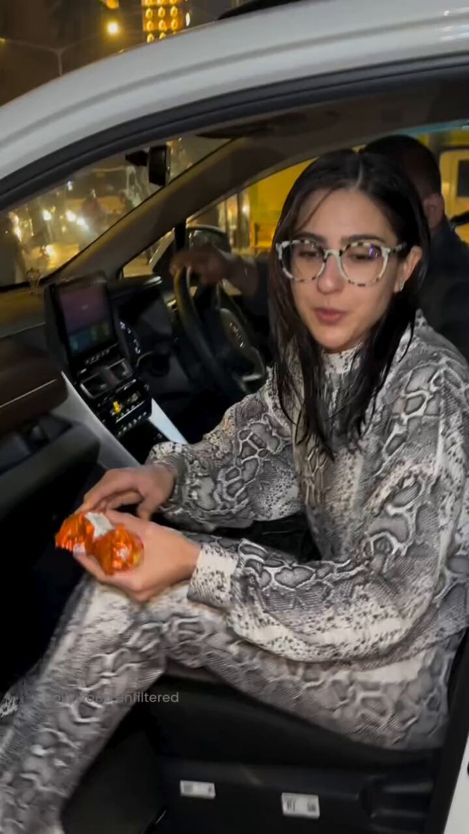 Sara Ali Khan was sitting Picture