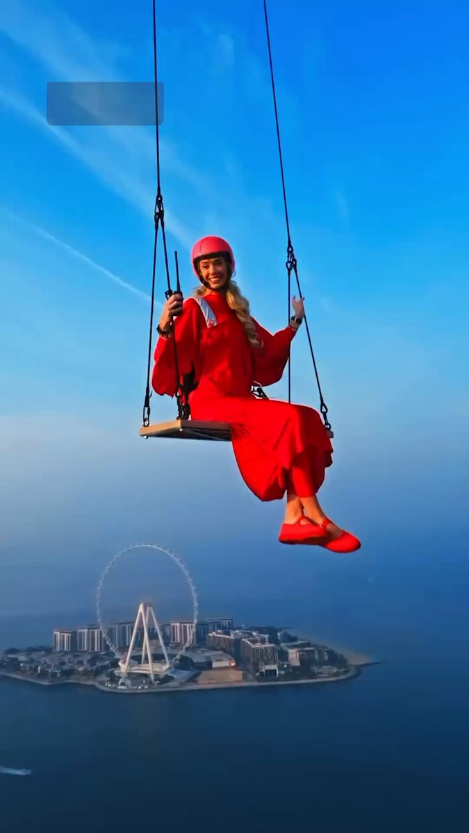 حمدان بن محمد ينشر مشاهد رائعة لفعاليات دبي، معلقاً: تجرأ على الحلم.. وارتق أعلى #صحيفة_الخليج 