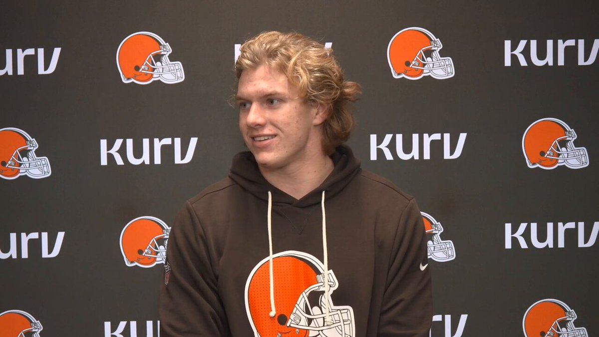 the cold weather doesn't bother the Cali kid 