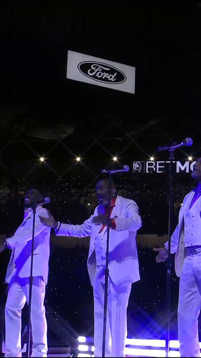 A legendary performance from The Temptations during halftime of last week's win vs. Dallas. 