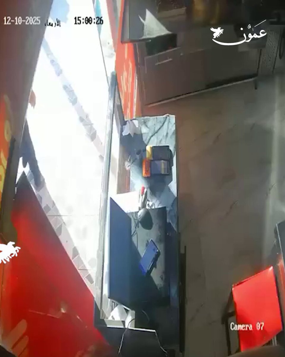 كاميرا ترصد زبون يحتال على موظف كاش ! #عمون 