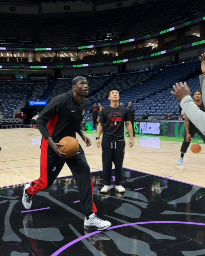 Tune in, the shows about to start 🍿 