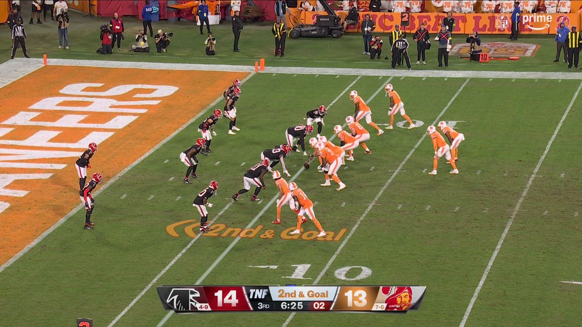 Devin Culp puts the @Buccaneers back on top

ATLvsTB on Prime Video
Also streaming on @NFLPlus 