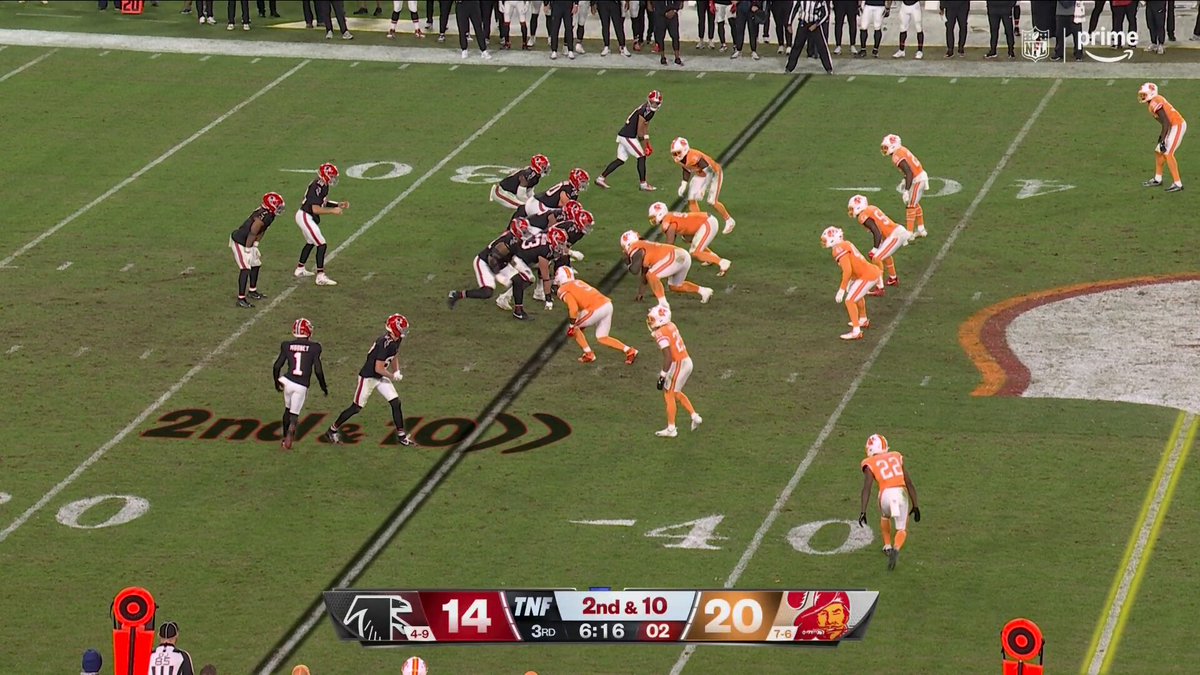 Getting Bijan Robinson to the ground is not easy

ATLvsTB on Prime Video
Also streaming on @NFLPlus 