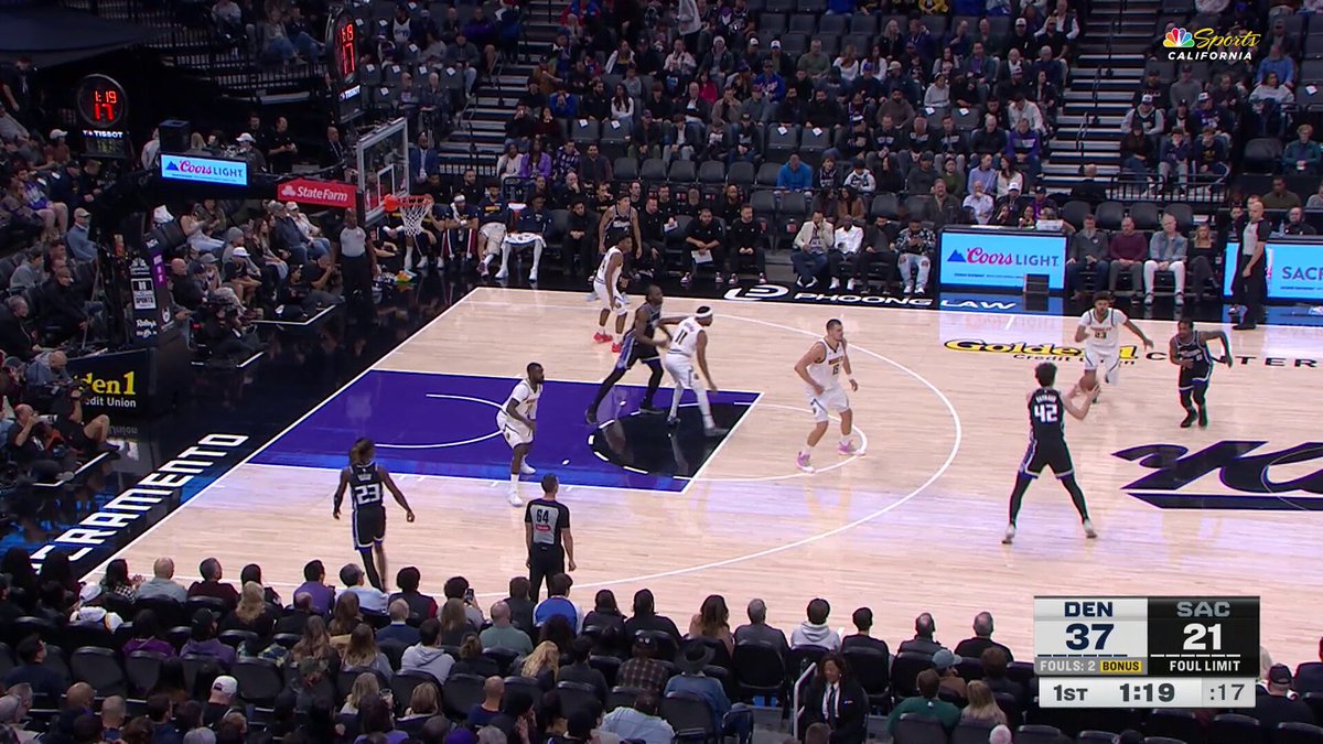 Malik Monk gets fancy for the 👌

Kings hosting Nuggets on NBA League Pass. 
