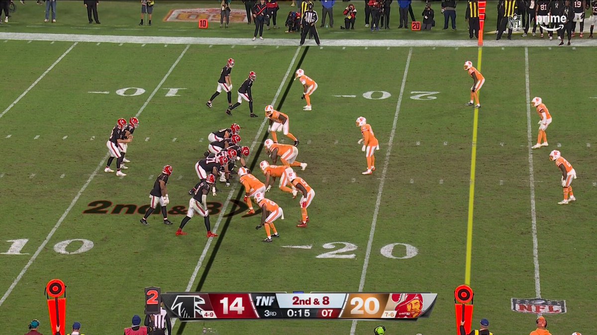 Fumble! The @Buccaneers recover!

ATLvsTB on Prime Video
Also streaming on @NFLPlus 