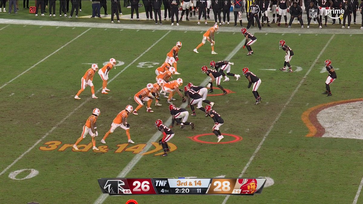 The @AtlantaFalcons get the stop and get the ball back down two 👀

ATLvsTB on Prime Video
Also streaming on @NFLPlus 