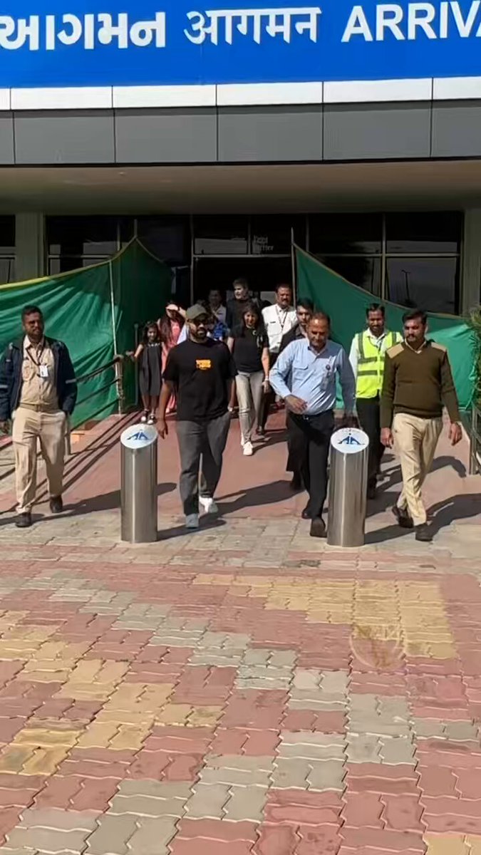 Rohit Sharma with ritika bhabhi Picture