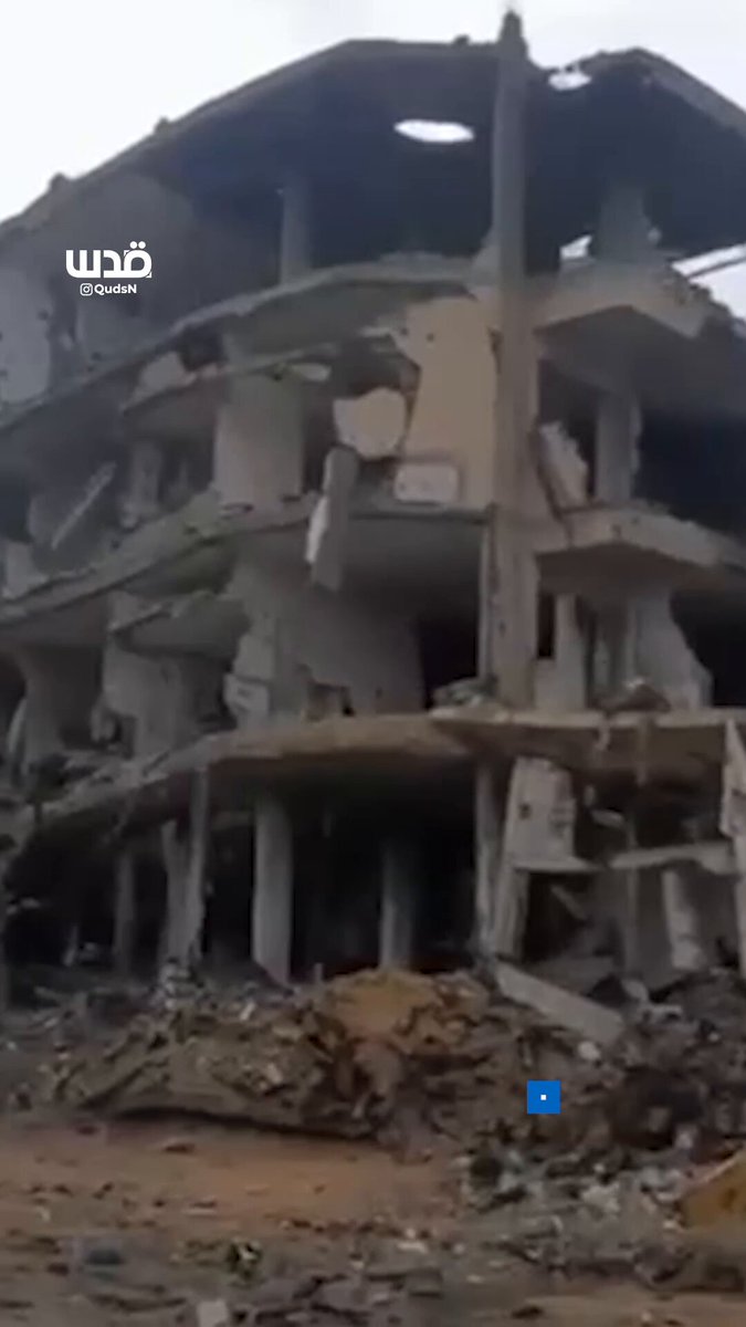 بفعل المنخفض الجوي.. لحظة انهيار منزل لعائلة أبو صفية في مشروع بيت لاهيا 