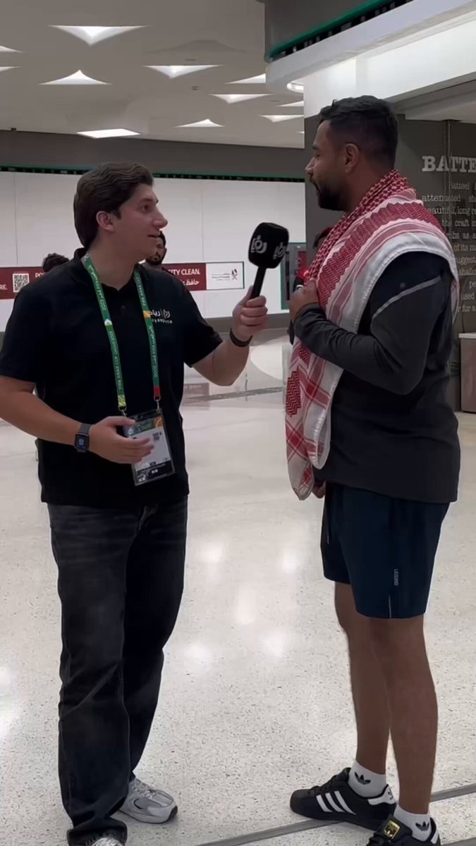 سؤال للجماهير الأردنية قبل مباراة الأردن والعراق في كأس العرب 2025: من تتوقّعون أن يسجّل الهدف الأول للنشامى؟. آراء وتوقعات تعبّر عن ثقة الجمهور باللاعبين وترقّبهم لواحدة من أقوى مباريات البطولة #رؤيا_رياضة 