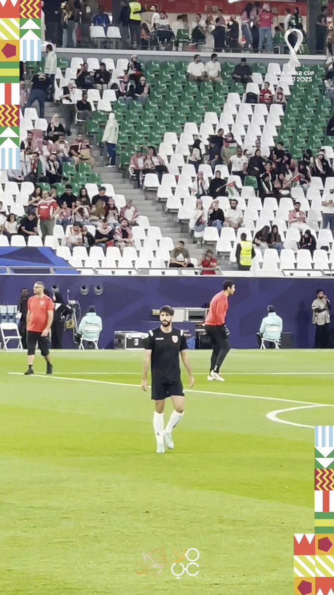 قبيل المواجهة مع العراق. عمليات احماء النشامى من قلب الملعب وسط تشجيع الجمهور الاردن العراق معك يالنشمي المنتخب الاردني 52s 