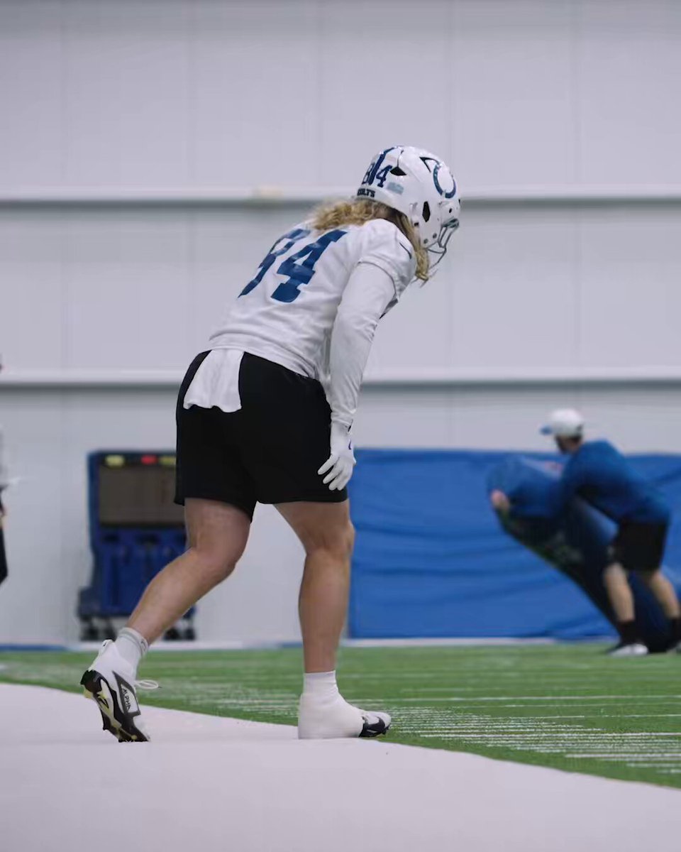 in motion. 

rt to #ProBowlVote x Tyler Warren 