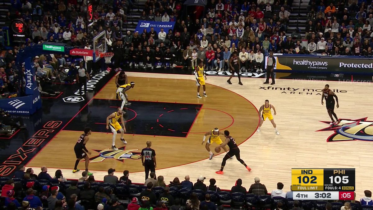 JOEL EMBIID AND-1 😤

He's got 37 on the night as the 76ers lead late on NBA League Pass! 