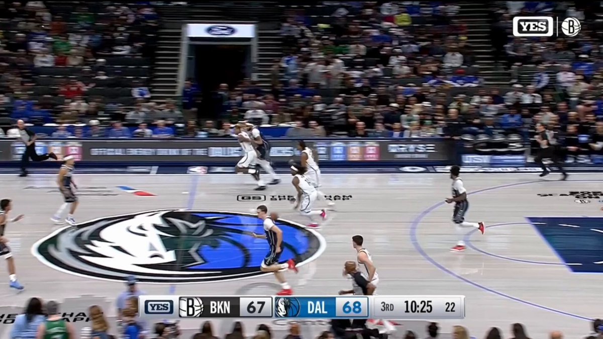 Terance Mann with a smooth no-look dime. 