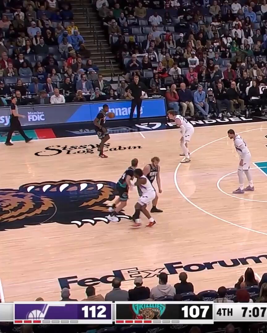 Cam 🔥🔥🔥

📊 6/6 3FG 