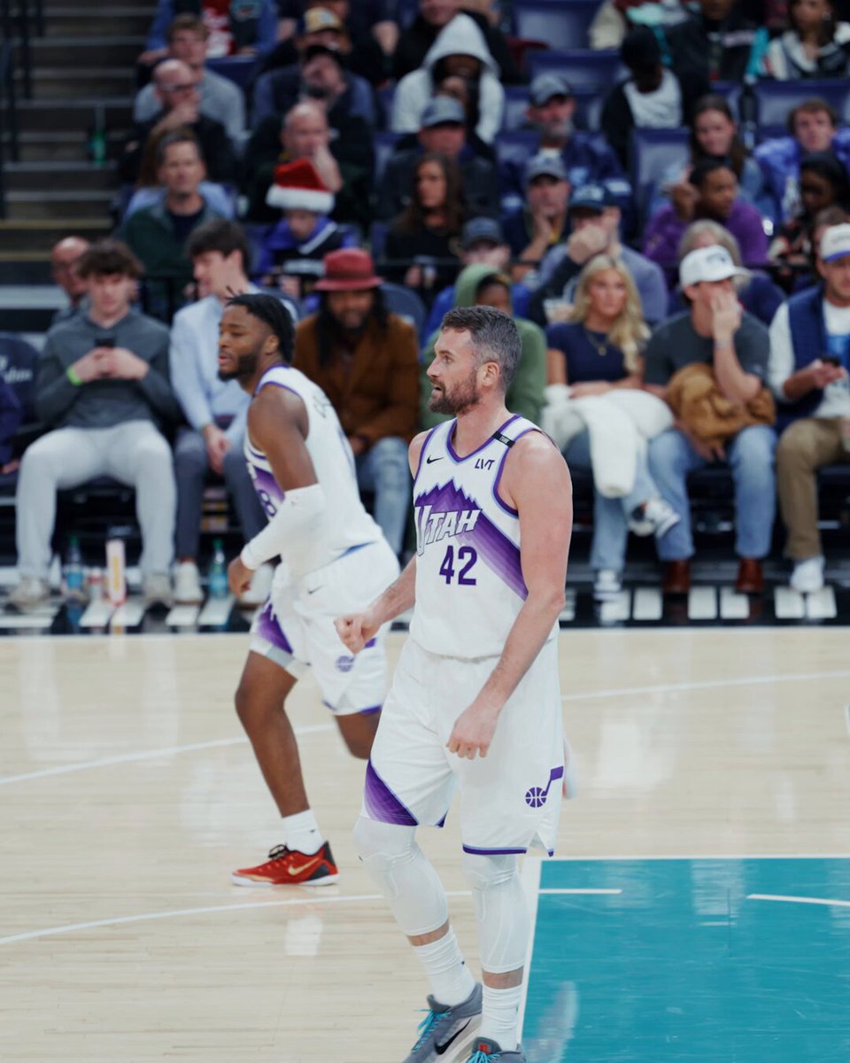 show some love 💜

#TakeNote 