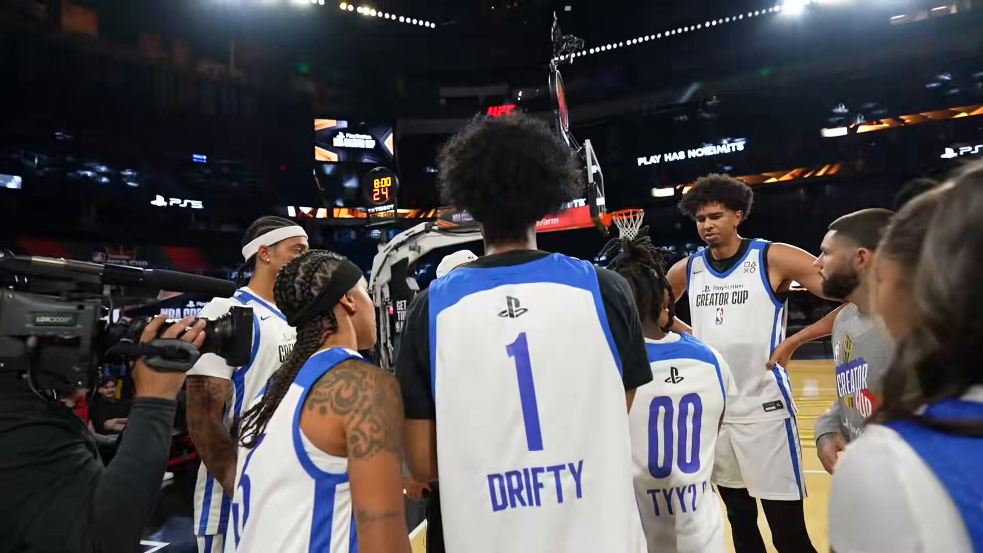 The best of @CallMeAgent00’s stream from the @PlayStation Creator Cup!