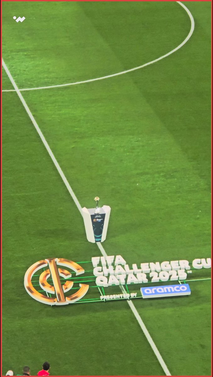 كأس التحدي حاضر في ملعب أحمد بن علي قبيل مباراة بيراميدز وفلامينغو 