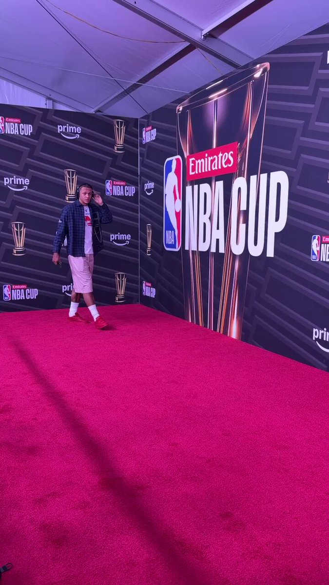 PAOLO BANCHERO HAS ARRIVED! 

Paolo walks The Red Carpet as the Magic take on the Knicks at 5:30pm/et on Prime with a spot in the @emirates NBA Cup Championship on the line 🏆 