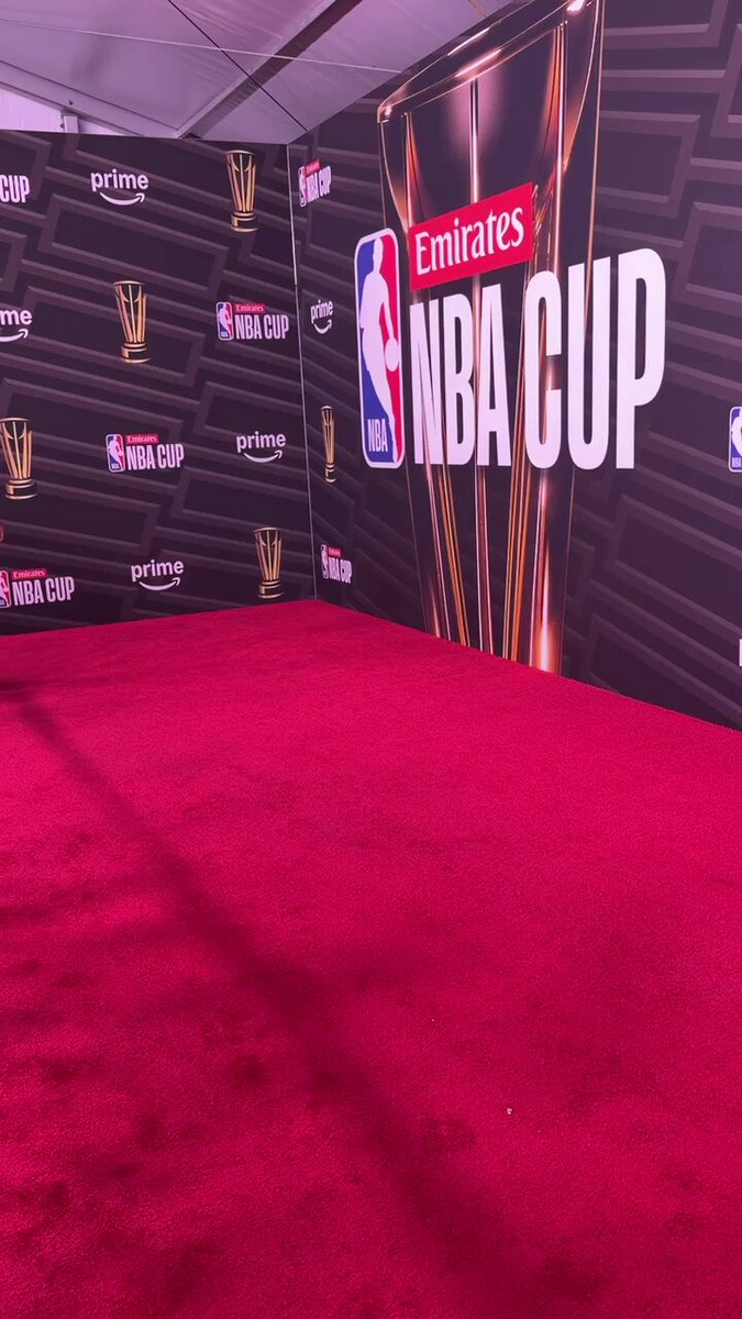 SGA ARRIVES FOR THE EMIRATES NBA CUP SEMIS!

🆚 Spurs vs. Thunder
⏳ 9:00pm/et on Prime
🏆 Winner faces NYK/ORL in @emirates NBA Cup Championship in Vegas 