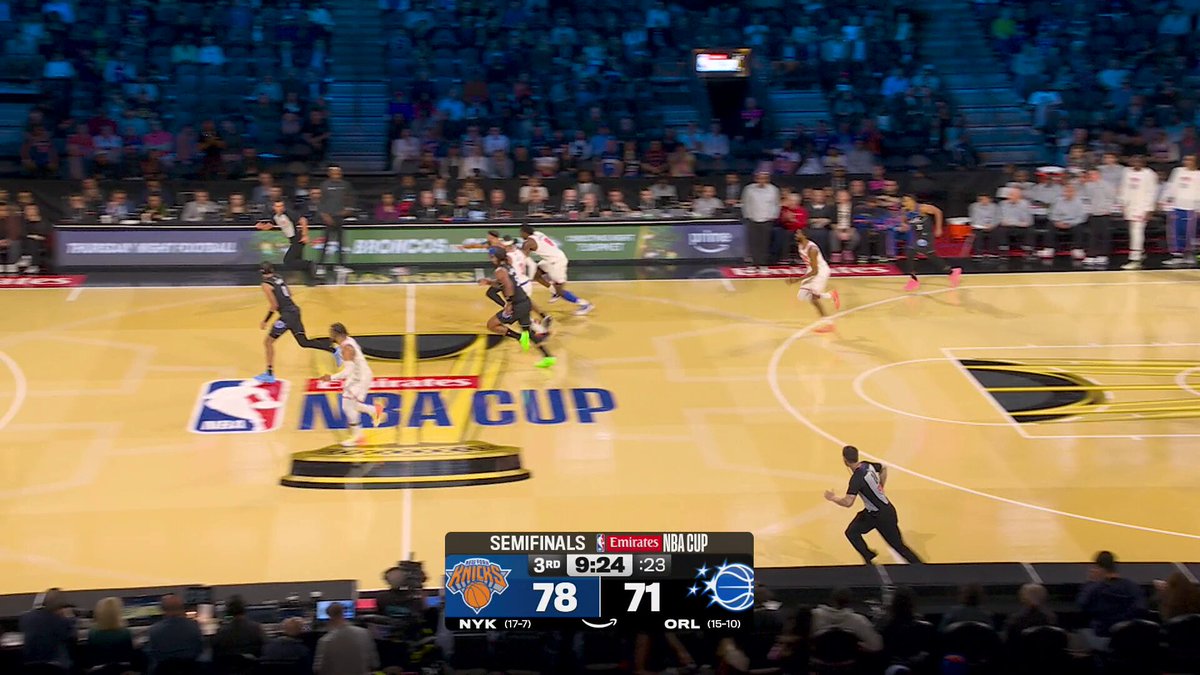 JALEN BRUNSON FOR 30!

🏆 Winner faces SAS/OKC in @emirates NBA Cup Championship in Vegas 