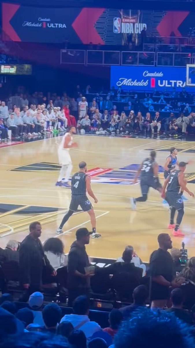 Knicks and Magic have been trading buckets. Don’t know if NY is going to keep up with 17 more minutes of this style of play.

They need stops. Even if some of their scores have been as easy as this: 