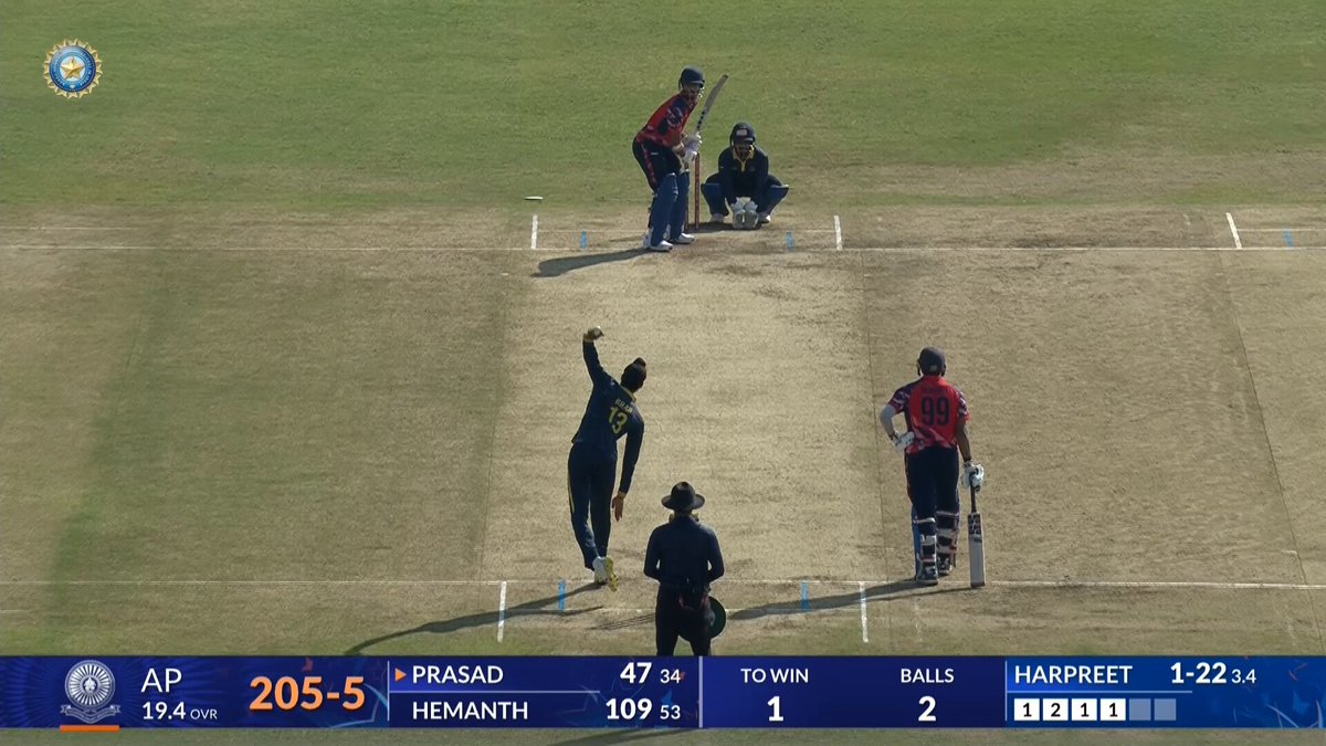 🚨 A HISTORIC CHASE BY Picture