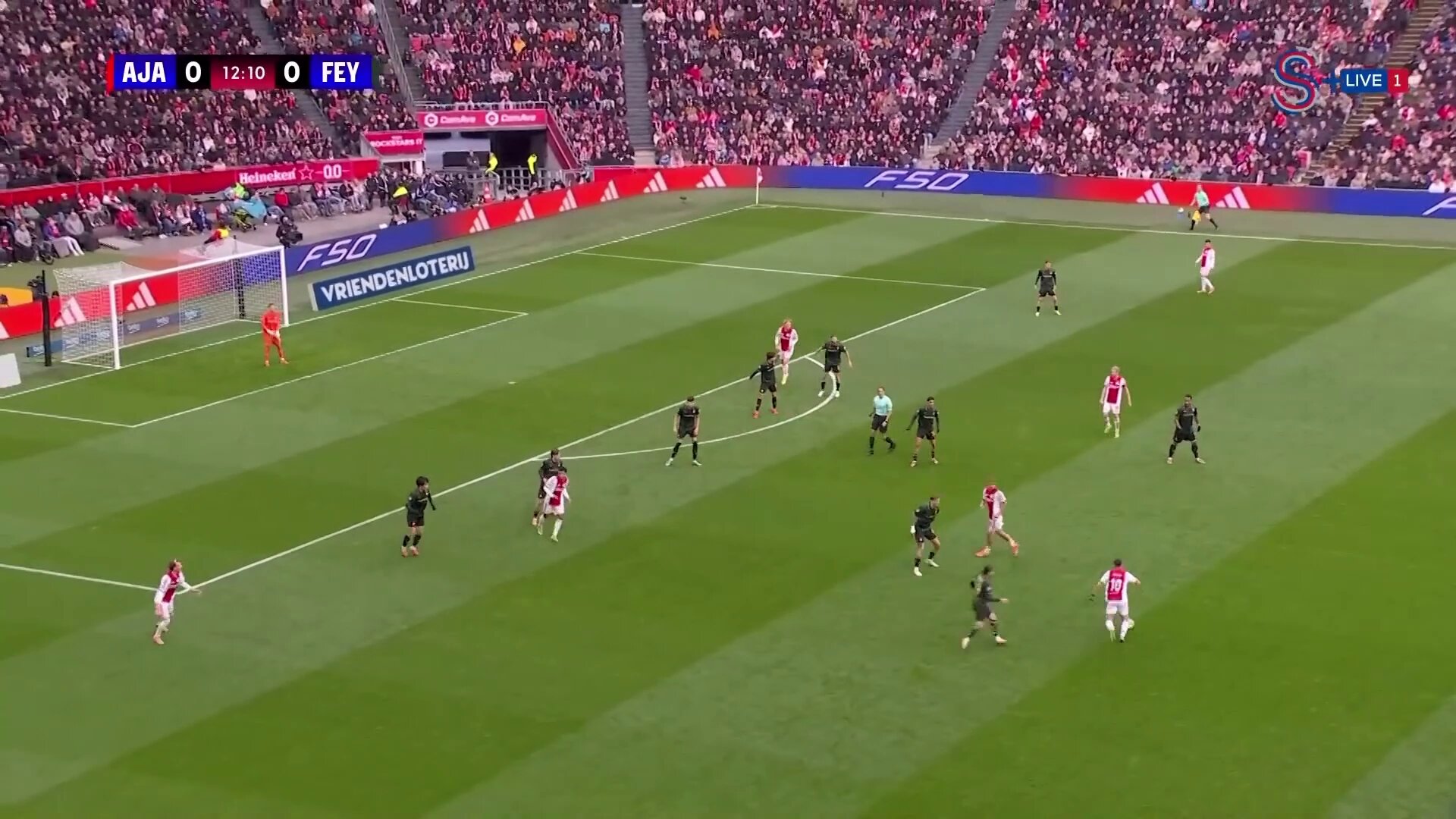 ⚽️ Ajax, Davy Klaassen'in nefis golüyle Feyenoord karşısında öne geçti. @ssportplustr

 Sporun Ev Sahibi S Sport Plus! ??????? koduyla yıllık üyelik 1.399 TL!   

#işbirliği