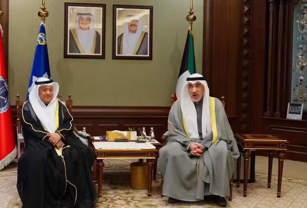 رئيس مجلس الوزراء بالإنابة ووزير الداخلية الشيخ فهد يوسف سعود الصباح يستقبل وزراء وممثلي وزارات النفط في الدول الأعضاء بالمنظمة العربية للطاقة بحضور وزير النفط طارق الرومي - بمناسبة انعقاد الاجتماع الوزاري الـ 115 للمنظمة الذي تستضيفه الكويت 