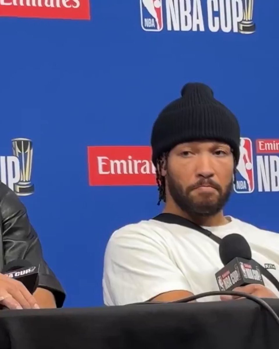 “Inch for inch he’s the best”

Josh Hart said Jalen Brunson is the best scorer, factoring in that he's "barely 6ft" and "not physically impressive" 🤣

(via @DarkoBasketball) 