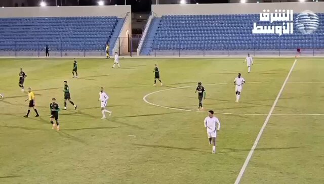جانب من مشاركة اللاعب سلمان الفرج قائد فريق نيوم خلال المواجهة الودية أمام الخلود بعد عودته من الإصابة وجاهزيته للمشاركة فيما تبقى من مباريات الدوري السعودي للمحترفين 
