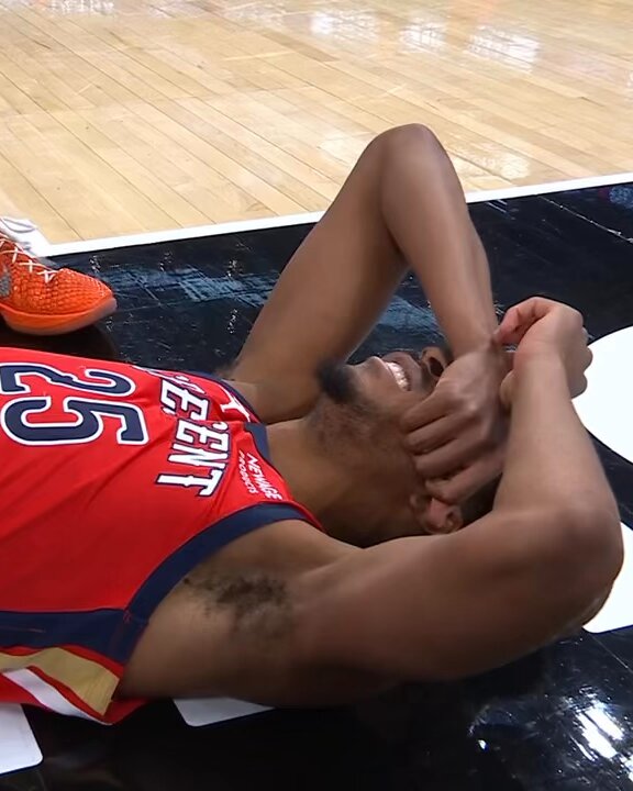 PELICANS WIN 
PELICANS WIN
PELICANS WIN 