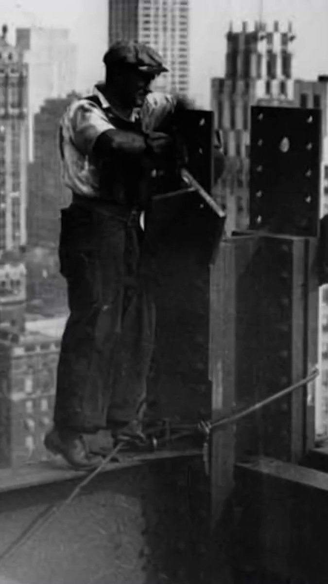 من عمّال الحديد إلى مليارديرات الذكاء الاصطناعي: غلاف «تايم» يعيد تعريف صناع المستقبل 