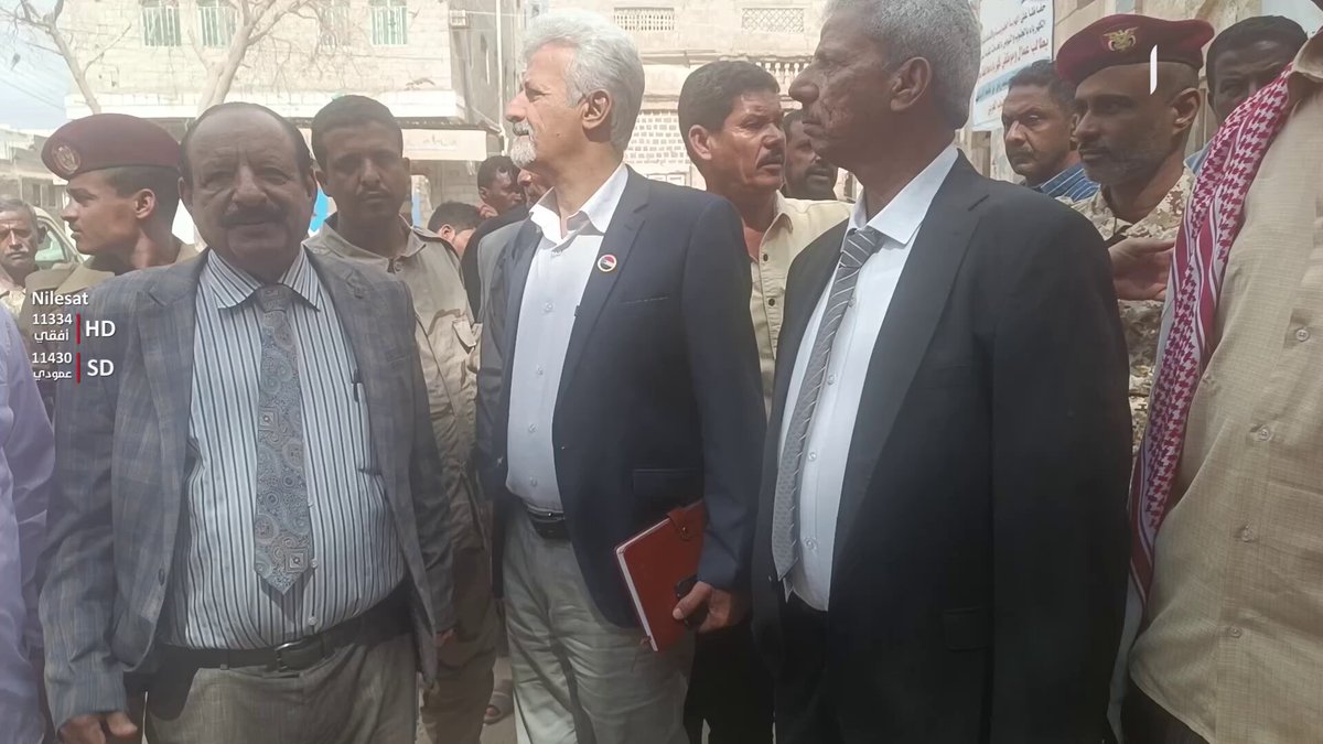 محافظ لحج يزور مخيم الاعتصام بالحوطة ويؤكد دعم السلطة المحلية لمطالب أبناء المحافظة بإعلان دولة الجنوب العربي #القوات_الجنوبيه_طارده_للارهاب 