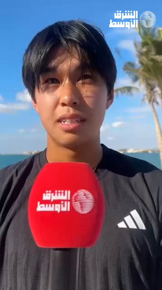 الأميركي ليرنر تيان في حديثه لـ«الشرق الأوسط» قبل مشاركته في بطولة نهائيات الجيل القادم : -هذه هي سنتي الثانية هنا، ربما لدي خبرة أكبر قليلا في اللعب بهذا الشكل، و في العام الماضي لم يكن لدي الكثير من الخبرة، و هذا العام كان مختلفاً، لأنني أحد الرجال الأكبر سناً هنا على ما أعتقد، و لا أشعر أن هناك الكثير من الضغط علي أو أي شيء هذا العام 