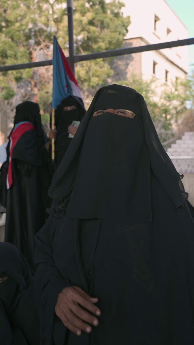 "حرائر لحج من ساحة العروض بعدن: لا تراجع حتى إعلان استقلال الجنوب" #القوات_الجنوبيه_طارده_للارهاب 