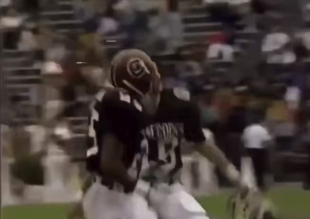 Image for the Tweet beginning: Uncovered this old clip a