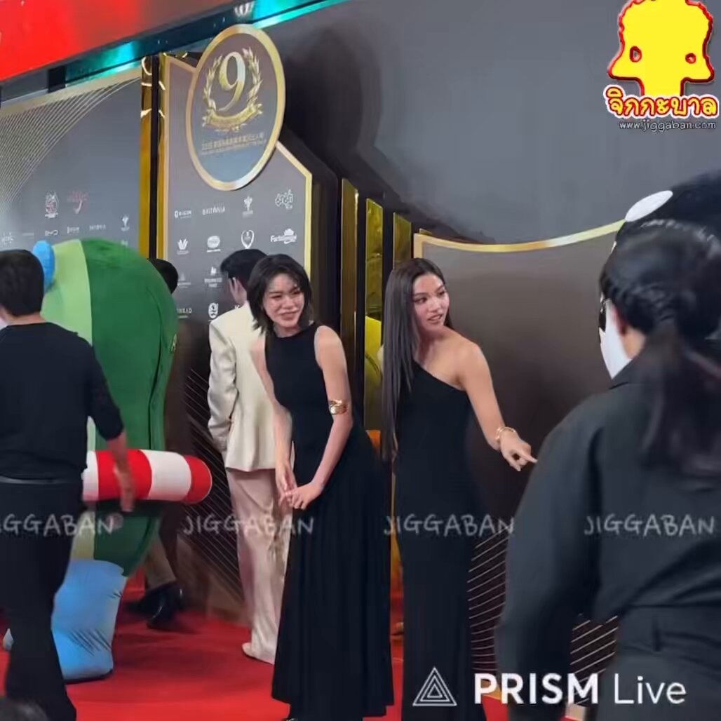 🦊: We'll leave nong (#ANY) in your care, okay?
🐋🐻‍❄️: 🙂‍↕️ 
🐰: Stay with P'San, okay?

EMI B...