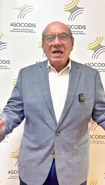 Image for the Tweet beginning: #FelicesFiestas 🎄 
✨Nuestros mejores deseos