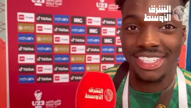 طلال حاجي لاعب المنتخب السعودي الأولمبي لـ«الشرق الأوسط»: - بإذن الله نستمر في تحقيق المنجزات، أمامنا حالياً كأس آسيا وخطوة بخطوة بإذن الله نحقق هدفنا. - لا توجد بطولة سهلة واليوم كسبنا اللقب وخبرة للقادم. #كأس_الخليج_تحت23 