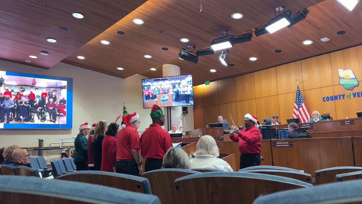 Image for the Tweet beginning: County carolers bringing the holiday
