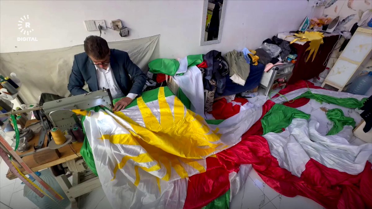 علم كوردستان يحمل على الأكتاف في خانقين "يتميزون بحس قومي كوردي عالٍ جداً". تقرير - هونر حميد 
