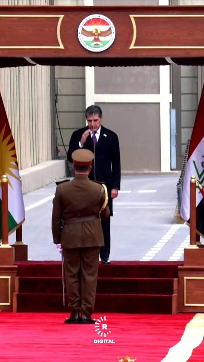 مراسم رفع علم كوردستان في مقر رئاسة إقليم كوردستان بحضور نيجيرفان بارزاني بمناسبة اليوم السنوي للعلم الكوردستاني 