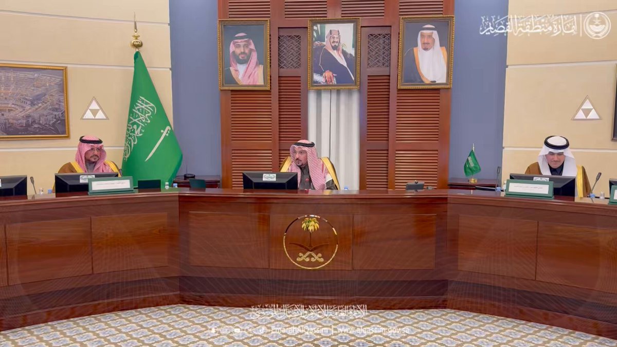 أمير القصيم و وزير النقل والخدمات اللوجستية يستعرضان الموضوعات المتعلقة بمنظومة النقل والخدمات اللوجستية في المنطقة. صحيفة البلاد | إمارة منطقة القصيم | #وزارة_النقل_والخدمات_اللوجستية 