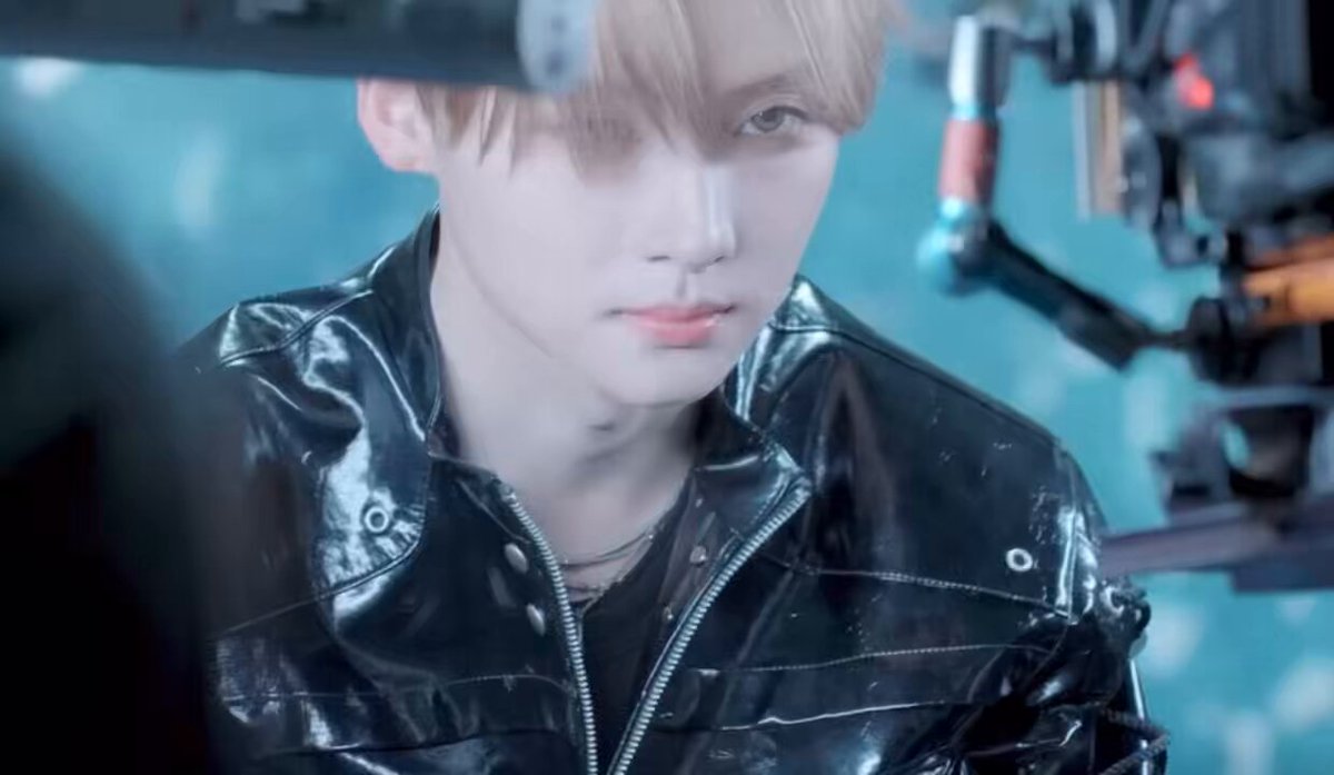 こんなにバチイケで撮影してるのに終わった瞬間네에~♡ってなる