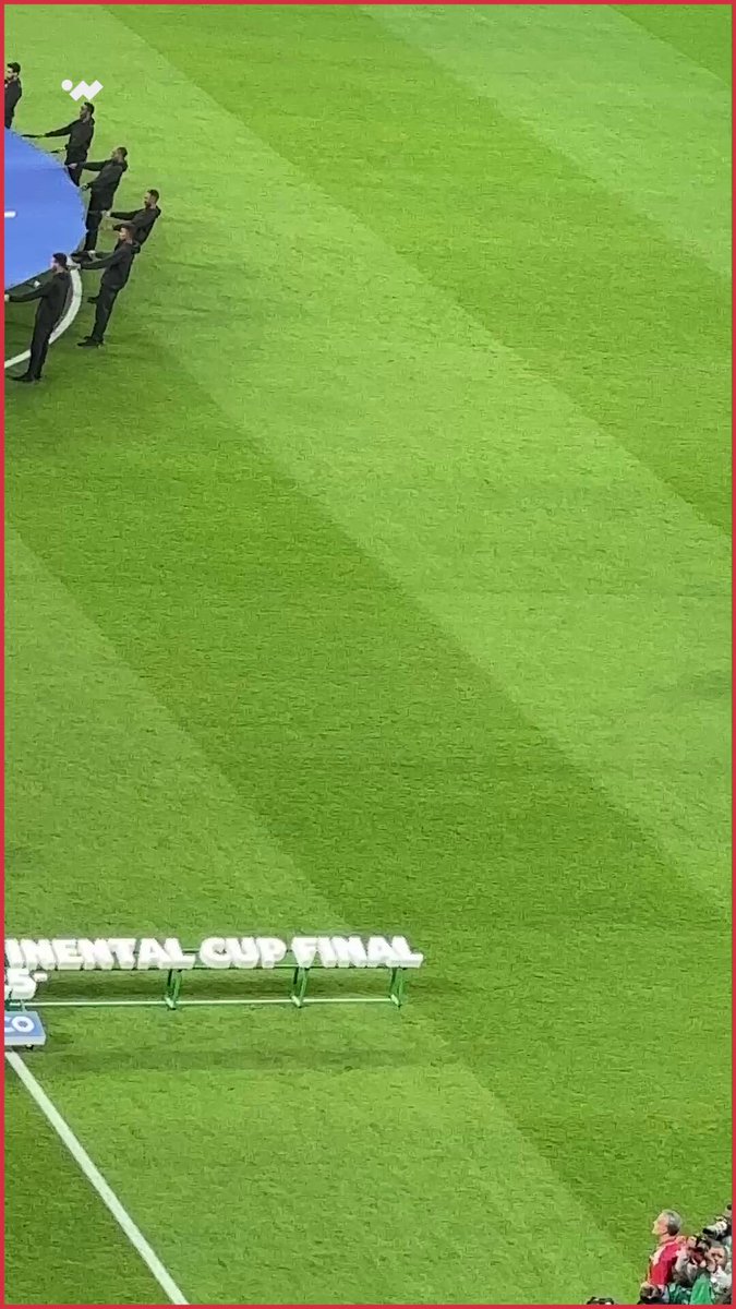 عدسة winwin ترصد لكم اللحظات الأولى من نهائي كأس القارات بين باريس وفلامينغو، وكذلك الهدف الملغى بأقدام فابيان رويز 