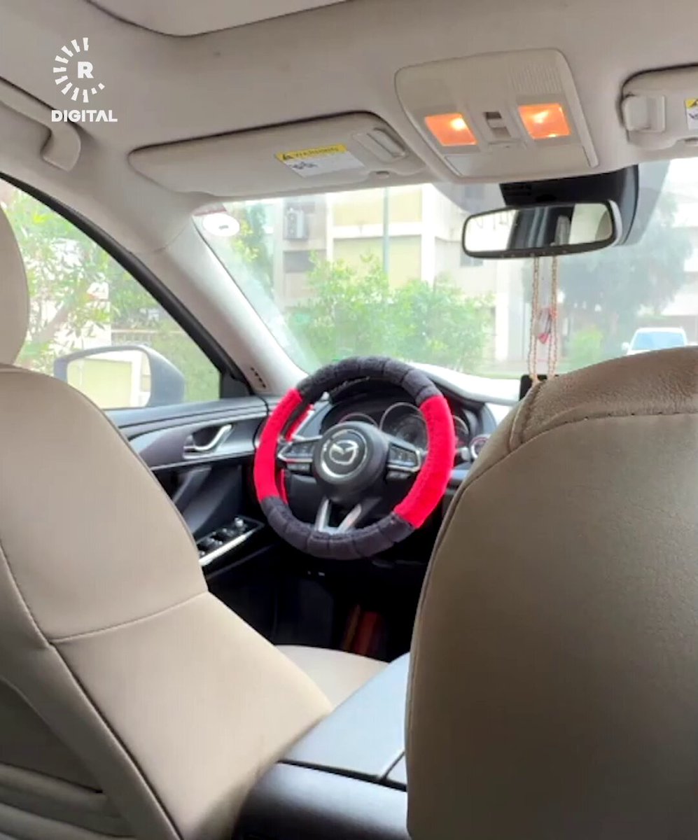 في يوم العَلم الكوردستاني.. مراسل رووداو هلكوت عزيز يتجول وسط بغداد حاملاً علم كوردستان لمعرفة مواقف المواطنين بشأنه 